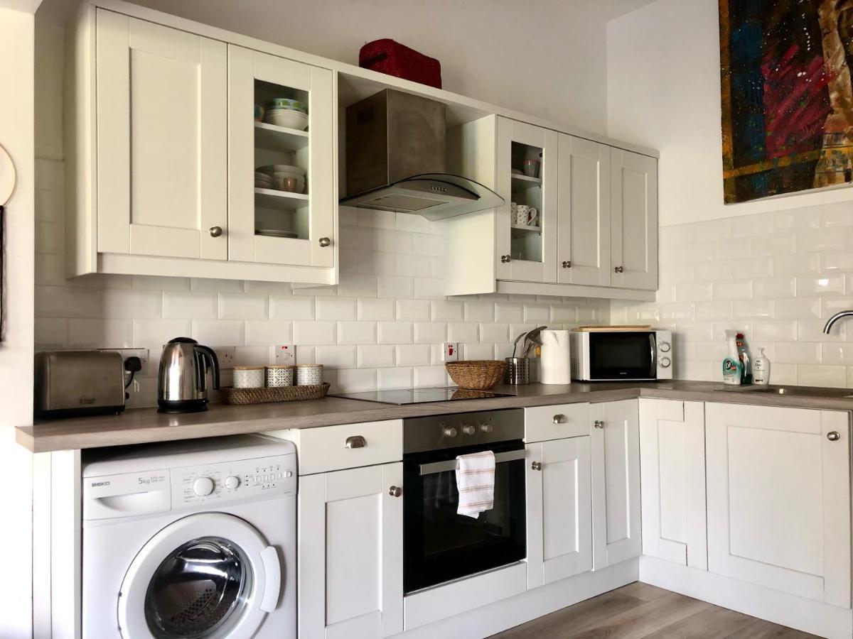 Ballygally Seaview And Garden Hideaway Eksteriør bilde